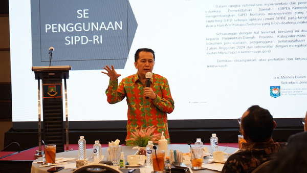 Read more about the article Tim Dirjen Bina Keuangan Daerah Kemendagri Turun Langsung Lakukan Monev Di Cilegon