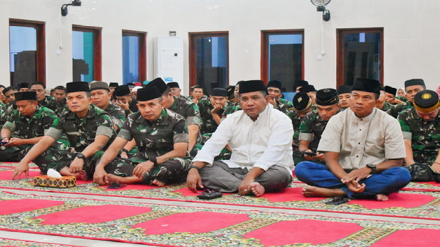 Read more about the article Korem 043/Gatam Gelar Peringatan Nuzulul Qur’an 1444 H/2023 M