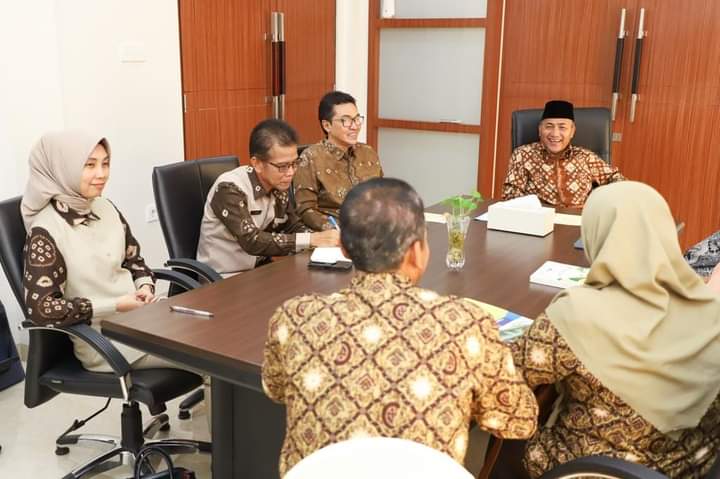 Read more about the article Pj Bupati Apriyadi Buka Keran Beasiswa S2 Pertanian dan Perikanan untuk ASN Muba