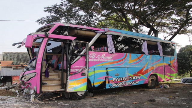 You are currently viewing Tabrakan Maut, Dua Meninggal Dunia, Tujuh Luka Luka