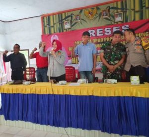 Read more about the article Hj. Nurhasanah Gelar Reses
