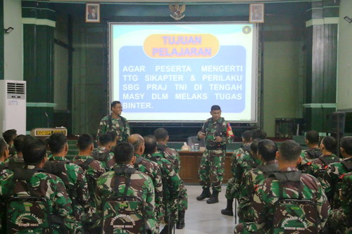 You are currently viewing Latih Kemampuan Teritorial Babinsa, Kodim 0803/Madiun Gelar Latnister