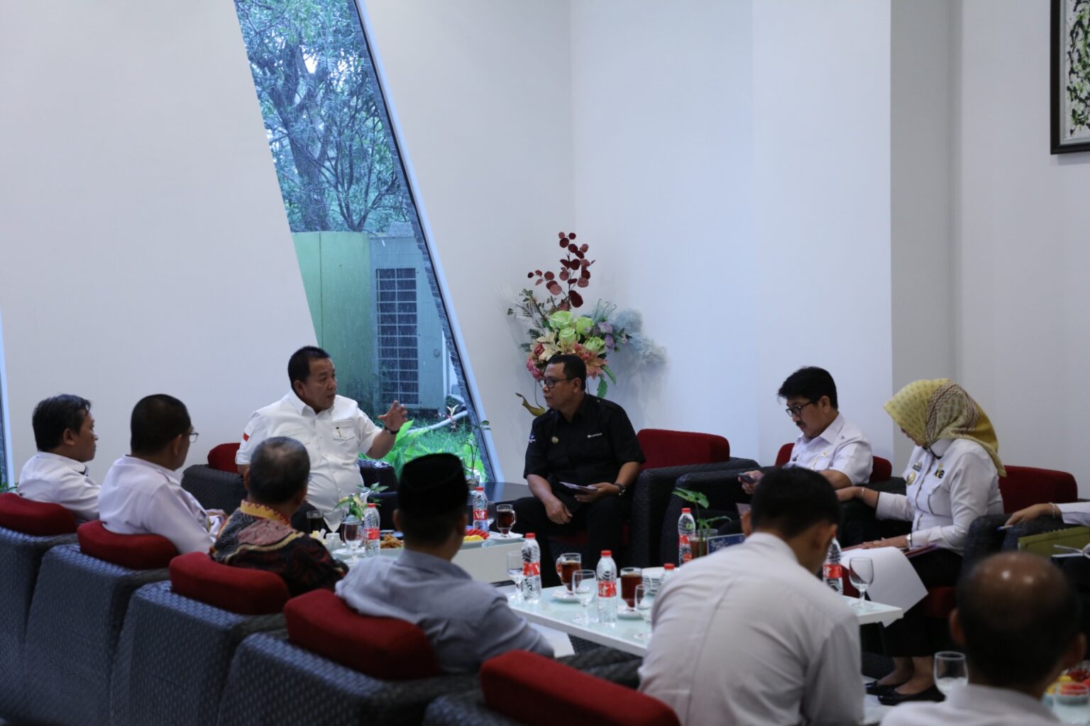 Read more about the article Gubernur Sambut Baik Program Desa Baznas sebagai Upaya Pengentasan Kemiskinan di Pedesaan