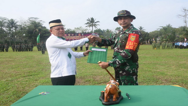 You are currently viewing Bupati Dawam Buka TMMD Ke 117