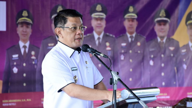 You are currently viewing Seminar Ilmiah Kejari, PJ Bupati Tubaba Sampaikan Apresiasi