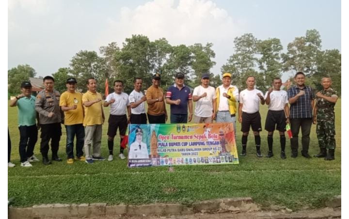 Read more about the article Bupati Musa Ahmad Buka Turnamen Sepak Bola