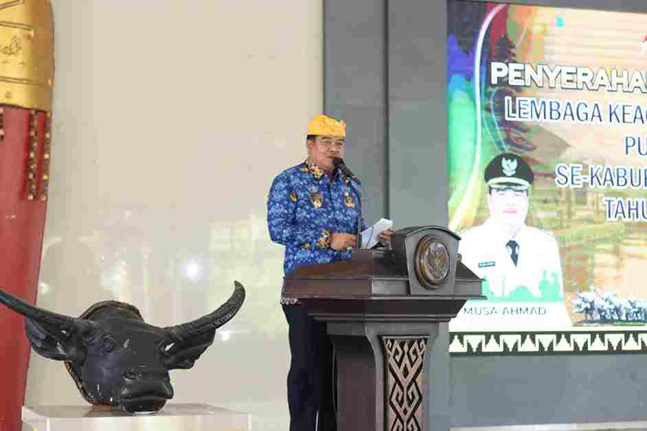 You are currently viewing Bupati Musa Hadiri Acara Penandatanganan Naskah Perjanjian Hibah Daerah Tahun 2023