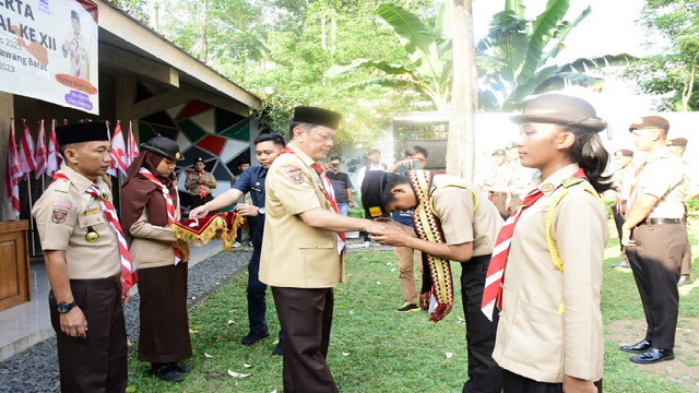 You are currently viewing Pj. Bupati Tubaba Lepas Kontingen  Rainas XII