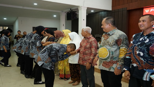 You are currently viewing Pemkab Asahan Menggelar Malam Resepsi