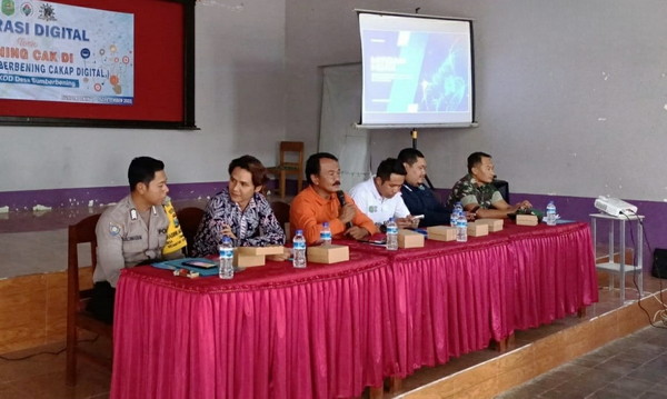 Read more about the article Membangun Masyarakat Digital yang Unggul: Bersama Babinsa Sumberbening dalam Seminar Literasi Teknologi