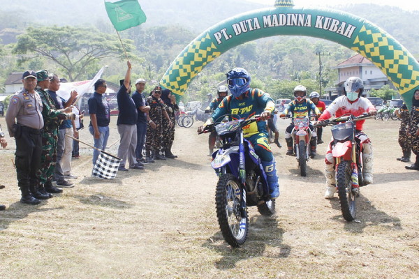 You are currently viewing Meriahkan HUT Ke-78 TNI dengan Petualangan Trail Adventure di Trenggalek
