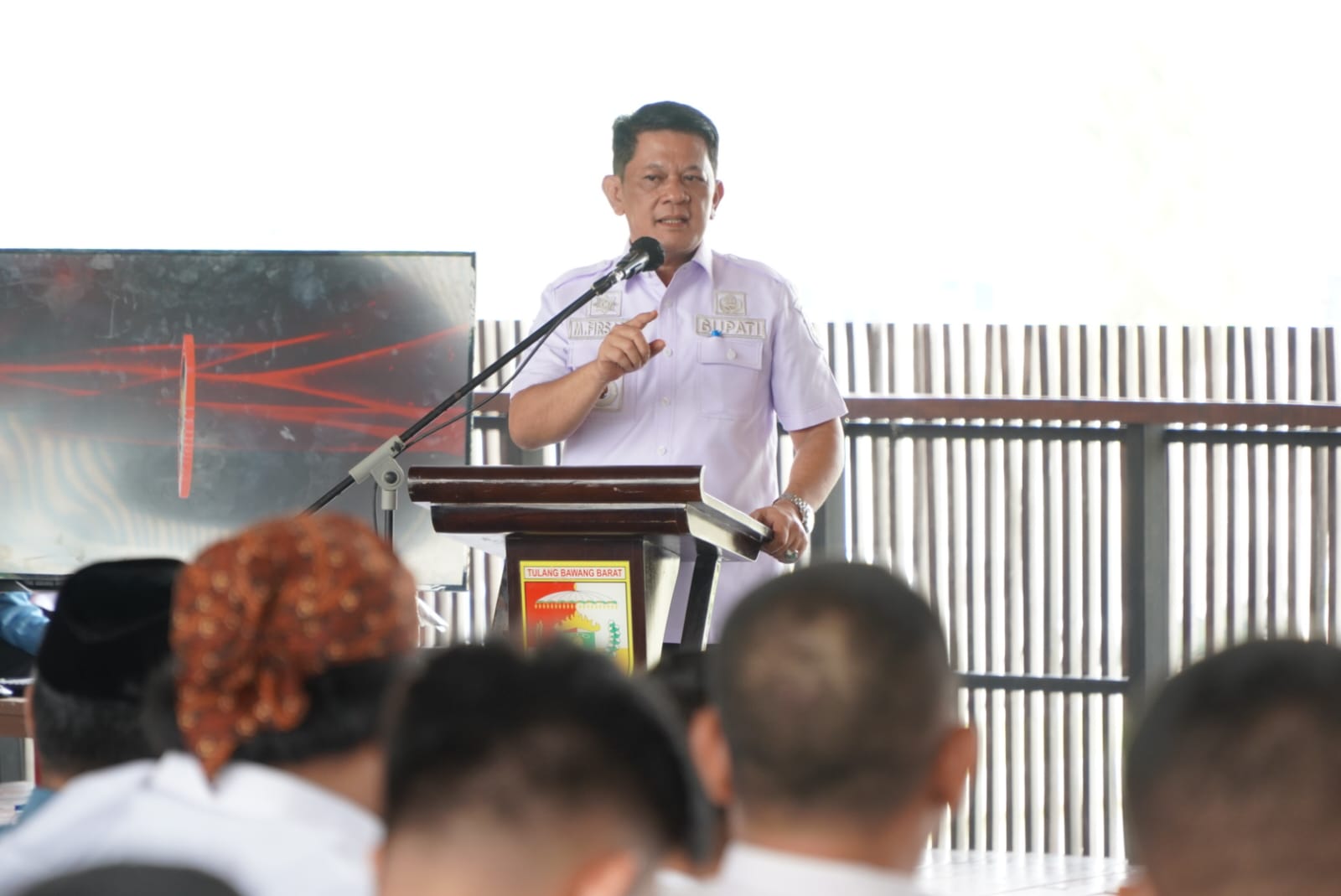 You are currently viewing Pj Bupati Tubaba Hadiri Kenduri Desa Damai