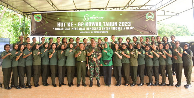 You are currently viewing Gelar Syukuran HUT Ke 62, Kowad Kodam XVIII/Kasuari Siap Mengawal Demokrasi Untuk Indonesia Maju