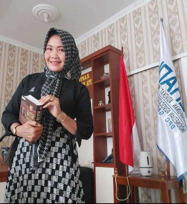 You are currently viewing Yunita Ratna Triastuti Kembali Pimpin DPC PERADI Grobogan Periode 2024 –  2029