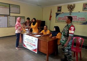 Read more about the article Babinsa Desa Golan Dampingi Penyaluran BLT DD Bulan April