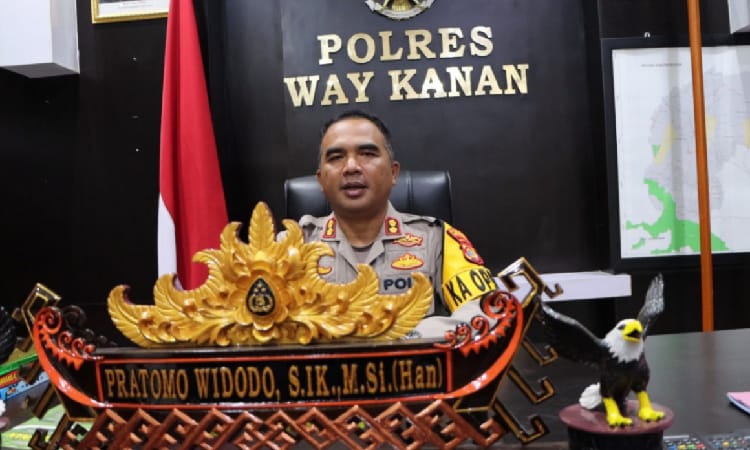 You are currently viewing Kapolres Way Kanan Tekankan Personilnya Untuk Menjaga Netralitas Dalam Pilkada