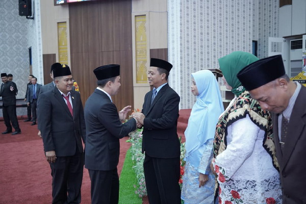 Read more about the article Pj Bupati Pringsewu Ucapkan Selamat Kepada Bupati dan Wabup Terpilih