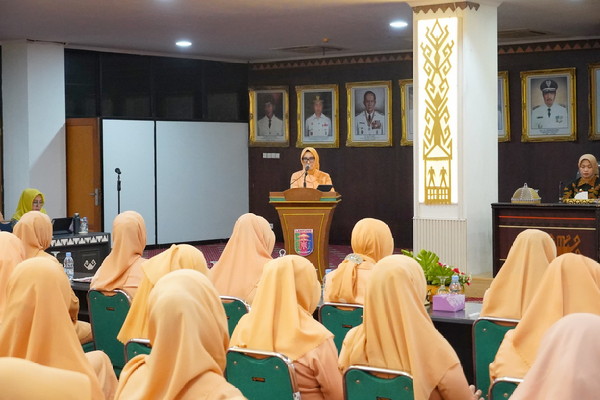 Read more about the article Pj Penasihat DWP Lampung Buka Rakor, Sampaikan Apresiasi dan Permohonan Pamit