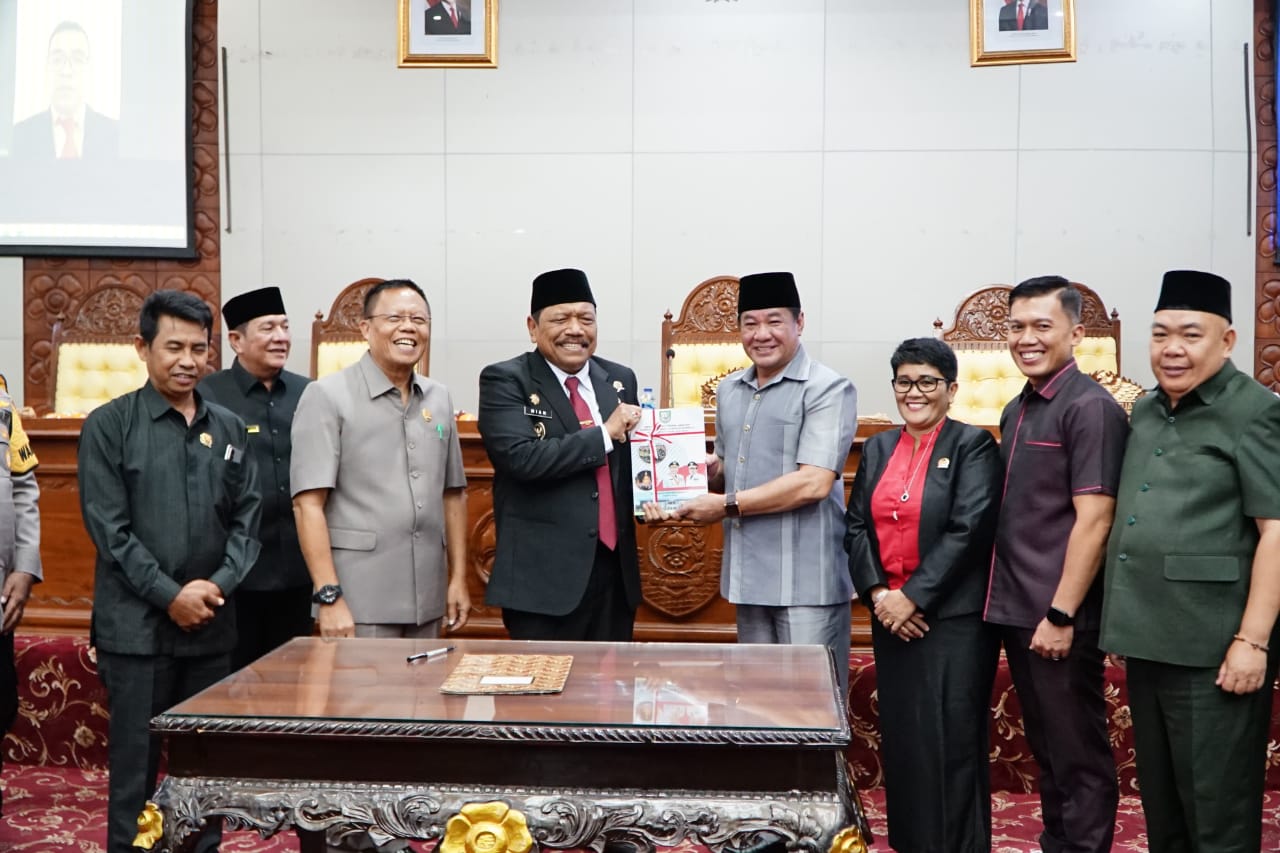 Read more about the article Sertijab Gubernur Bengkulu: Helmi-Mian Resmi Pimpin Bengkulu