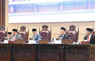 You are currently viewing DPRD Sumsel Gelar Rapat Paripurna ke-X Dalam Rangka Penyampaian Hasil Reses
