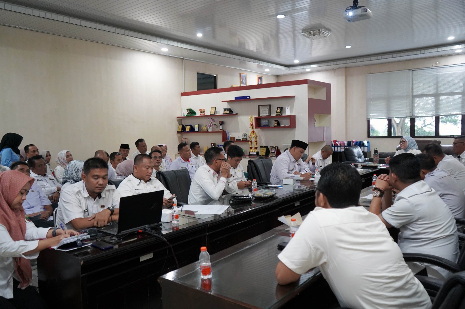 You are currently viewing Pj Sekda Lampung Selatan Pimpin Rapat Lanjutan Kegiatan Safari Ramadan 1446 H