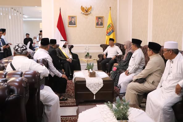 Read more about the article Gubernur Lampung Terima Audiensi Imam Besar Arab Saudi, Syaikh Abdurrahman Al-Ausy