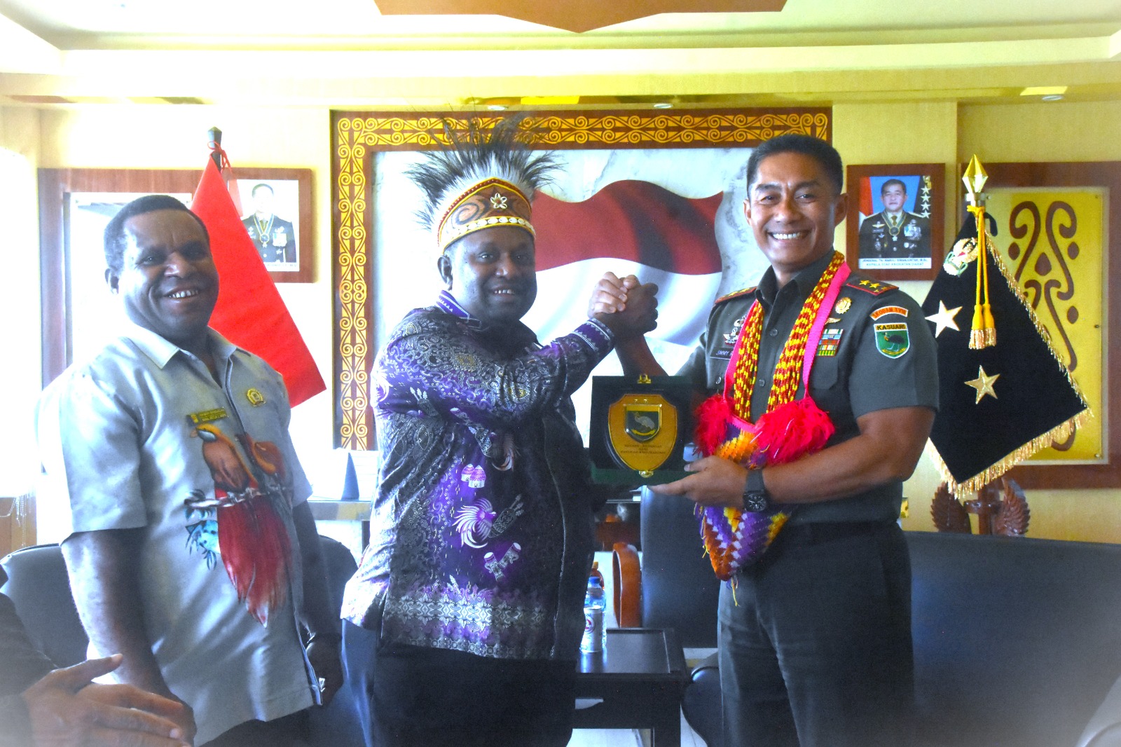 Read more about the article Pangdam Kasuari Terima Audiensi MRPB, Kolaborasi Memajukan Papua Barat
