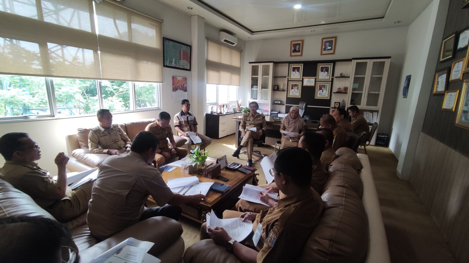 You are currently viewing Ari Sanjaya Pimpin Rapat Persiapan Bantuan Korban Banjir