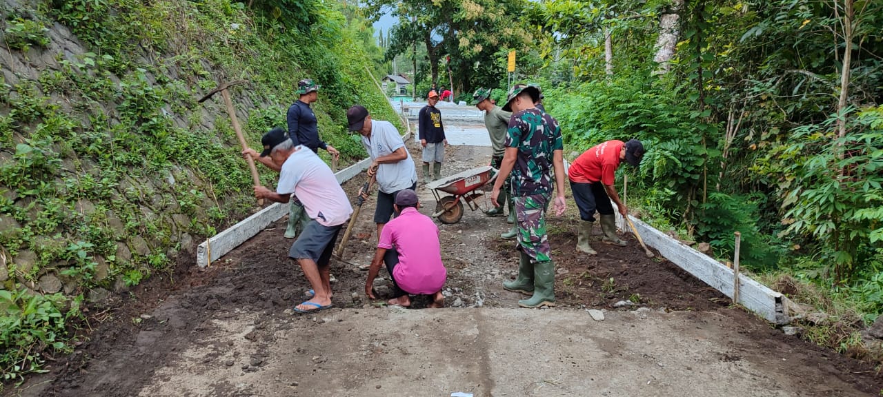 Read more about the article Pengerjaan Rabat Jalan Beton TMMD ke-123 Tulungagung Rampung