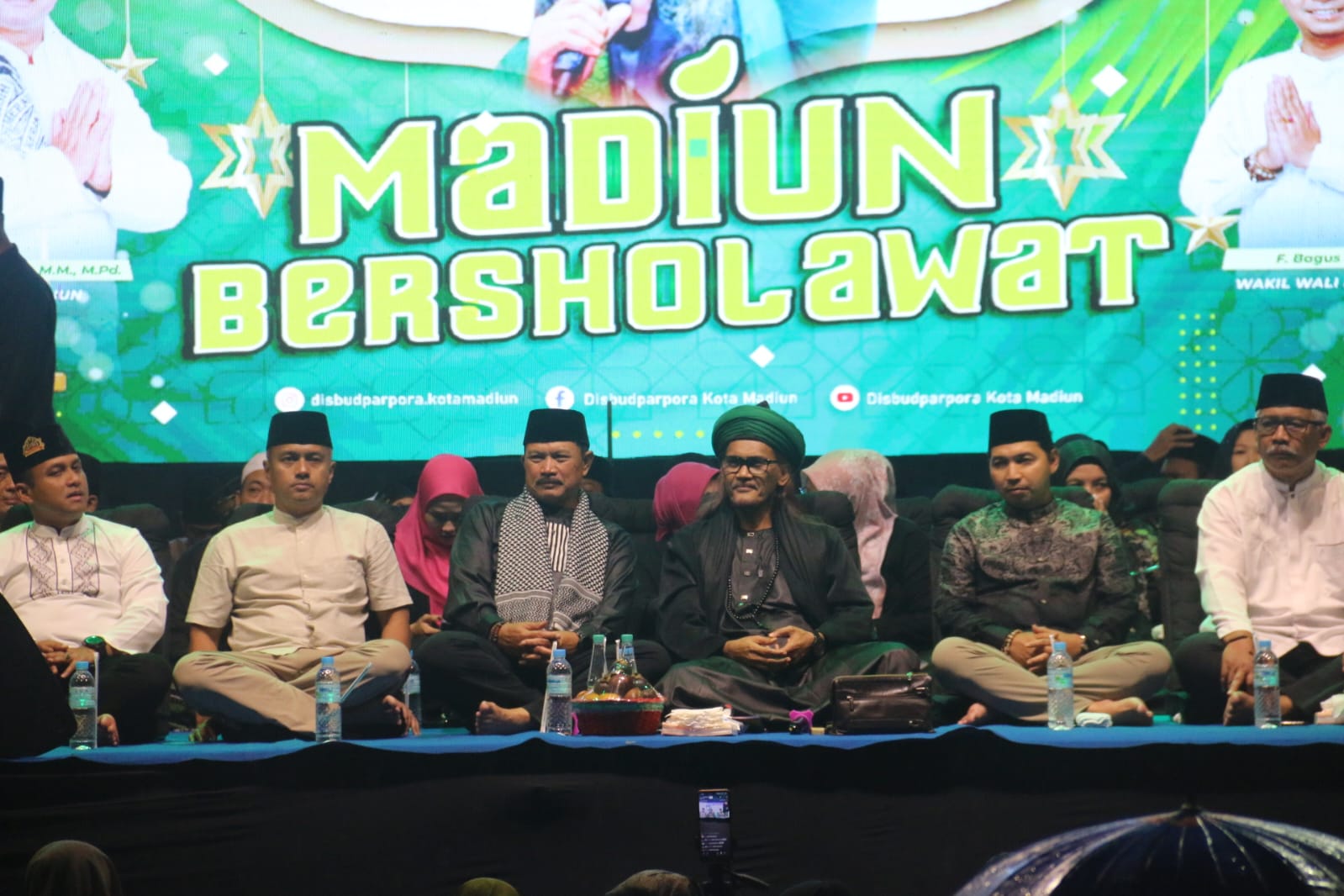 Read more about the article Dandim Madiun dan Forkopimda Hadiri Acara Madiun Bersholawat