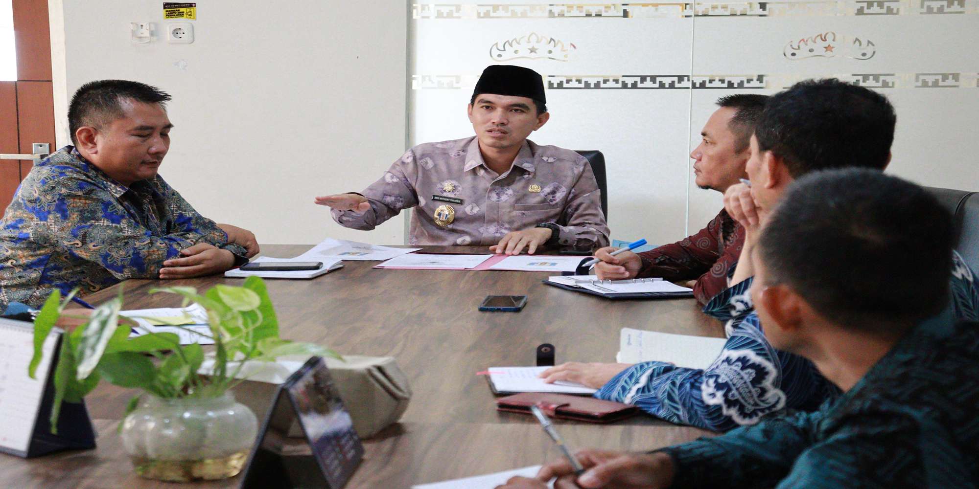 You are currently viewing Pj Sekda Arie Anthony Tekankan Akses Pendidikan Merata