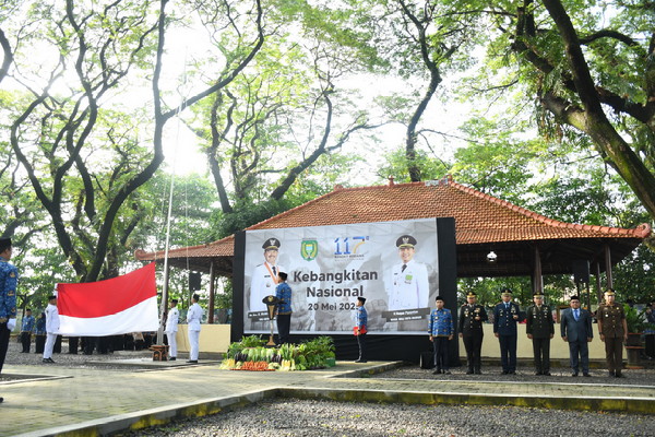 Read more about the article Kasdim 0803/Madiun Hadiri Upacara Hari Kebangkitan Nasional ke-117