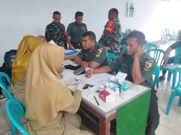 Read more about the article Koramil 0803/11 Geger Melaksanakan Screening Kesehatan Bagi Anggota