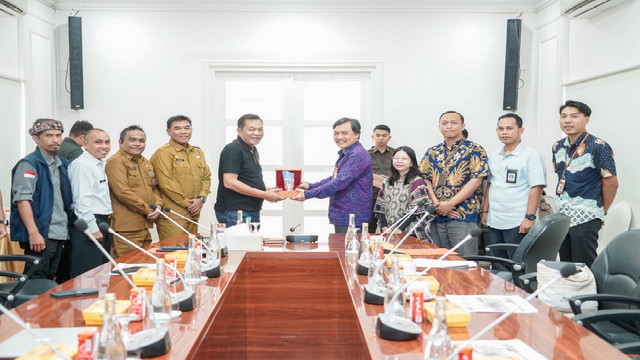 Read more about the article Bupati Muba HM.Toha Ajak Lestarikan Kebudayaan