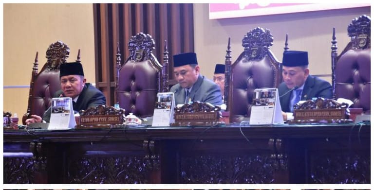You are currently viewing DPRD Sumsel Sampaikan Rekomendasi LKPJ Gubernur 2024 pada Rapat Paripurna