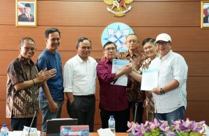 Read more about the article PWI Tandatangani SK Panitia Bersama Kongres Persatuan