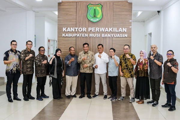 Read more about the article Bupati Muba Bahas Dukungan Porprov bersama Palpres