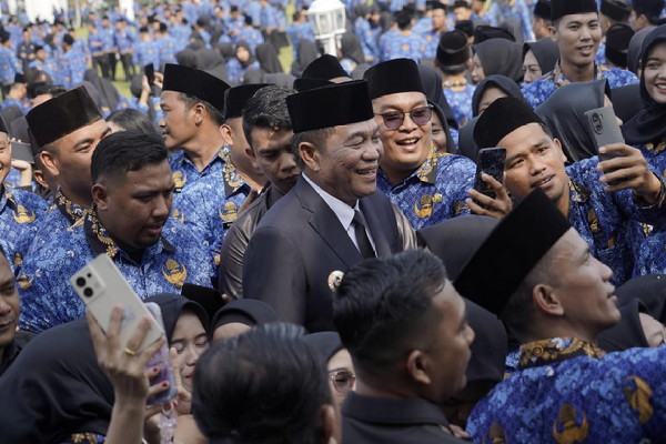 Read more about the article Bupati Toha Lantik 2.838 PPPK dan 151 CPNS Pemkab Muba