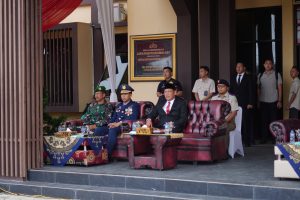 Read more about the article Wabup Tubaba Hadiri Upacara Syukuran Hari Bhayangkara Ke-79