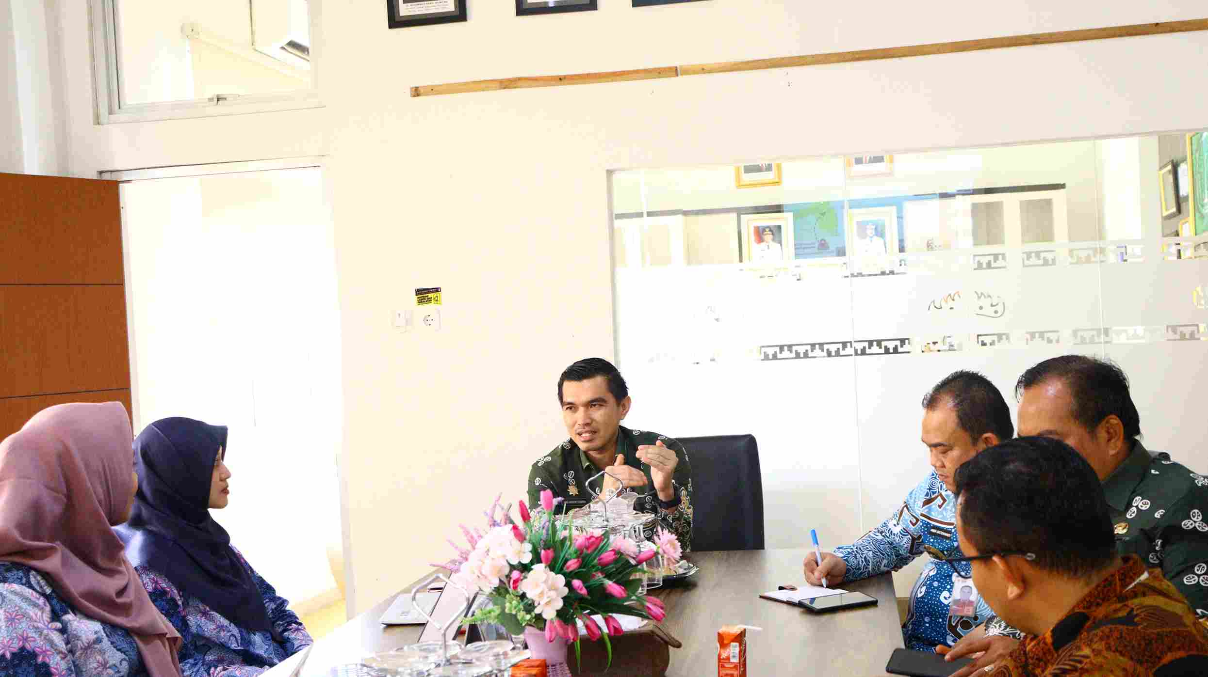 Read more about the article Pj Sekda Arie Anthony Terima Audiensi dari IPB