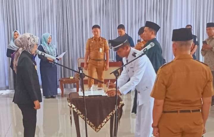 Read more about the article Bupati Way Kanan Lantik PJ Kakam Kota Dewa