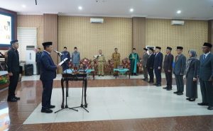 Read more about the article Bupati Pringsewu Lantik 10 Pejabat Pimpinan Tinggi Pratama