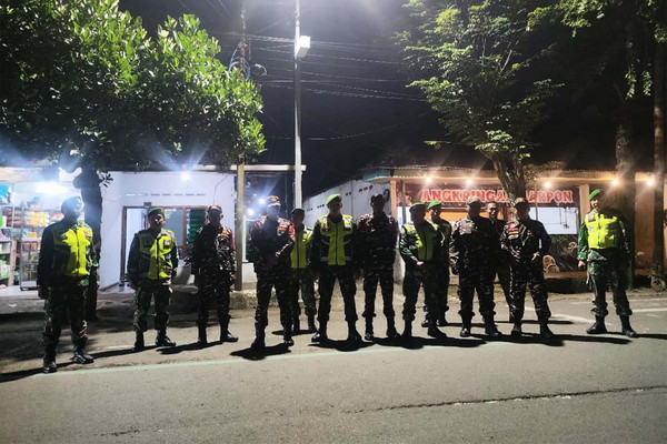 You are currently viewing Sinergi TNI dan Banser di Trenggalek, Apel Bersama Perkuat Persatuan dan Kamtibmas