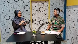 Read more about the article Talkshow Radio Boss FM Meriahkan Sosialisasi Rekrutmen TNI AD 2025 di Trenggalek