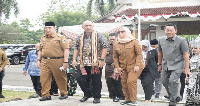 Read more about the article Pemkab Lamtim Luncurkan Call Center 112