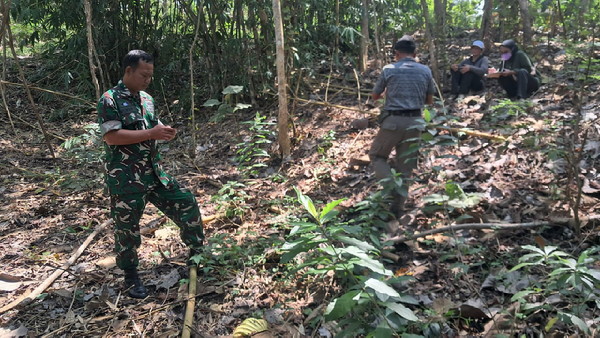 Read more about the article Sinergi TNI dan Pemerintah Provinsi Jatim, Tinjau Titik Pengeboran Air Bersih di Tulungagung
