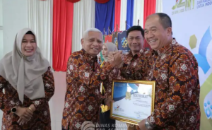 Read more about the article Bupati Asahan Dianugerahi Penghargaan pada Peringatan Harganas ke-32 Tingkat Provinsi Sumut