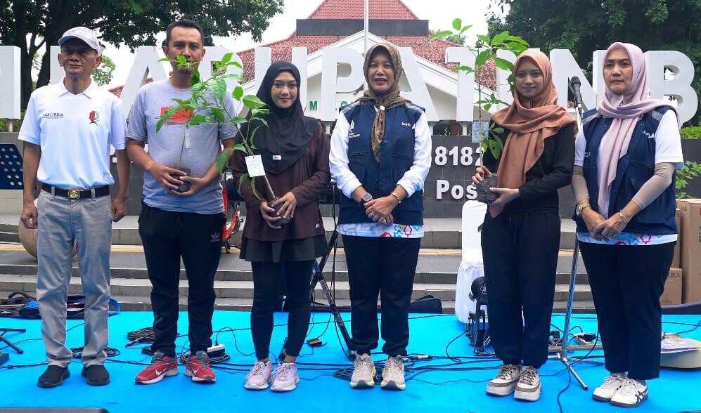 Read more about the article Peringatan Hakordia 2025 di Bojonegoro Tanamkan Integritas Lewat Pohon dan Pajak Daerah