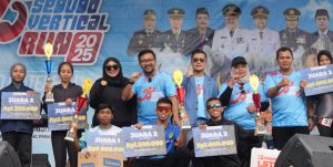 Read more about the article Sedudo Vertikal Run 2025, Hampir Seribu Pelari Taklukkan Jalur Menanjak Sedudo