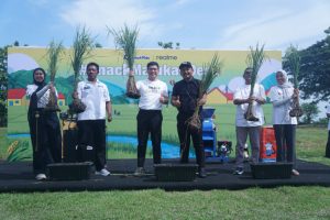 Read more about the article Snack Majukan Desa: Teknologi Pertanian Tingkatkan Produktivitas Petani Ngawi